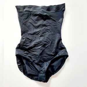 NWOT SPANX Star Power Black High Waisted Brief size Large‎ #SS7415